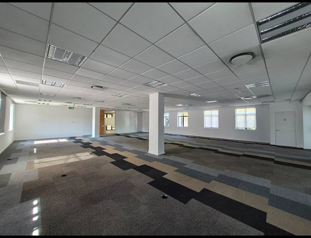 840M² OFFICE TO LET IN ILLOVO